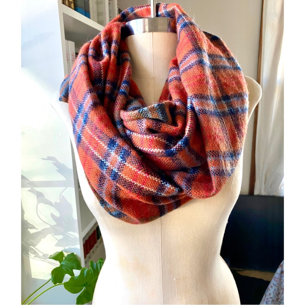 Loft Cozy Plaid Infinity Scarf